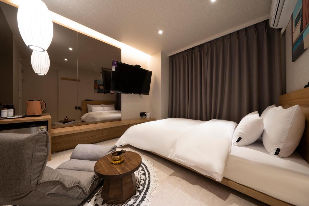 Knockin Hotel Daejeon By Aank Екстер'єр фото
